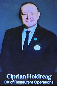 Restaurant director